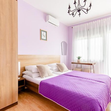 Apartments Mara Kaštela Esterno foto